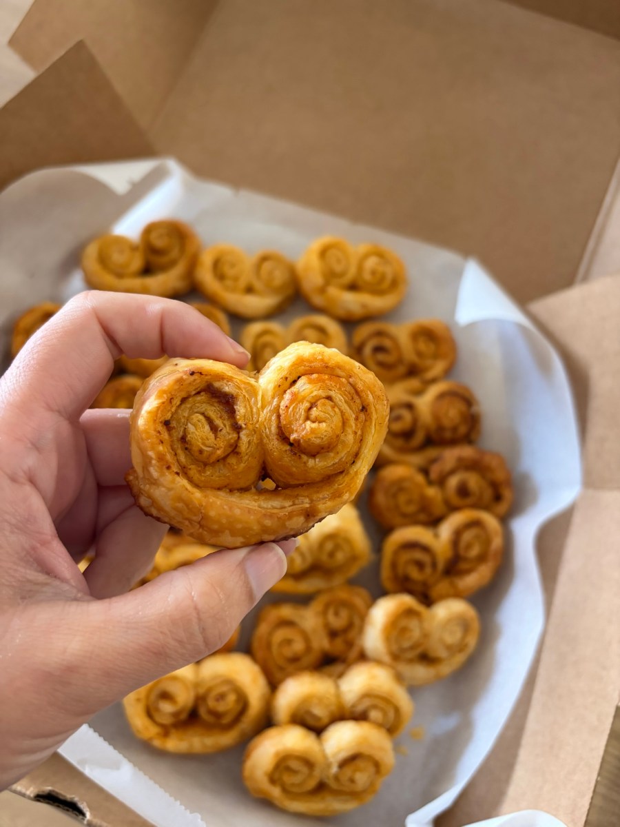 Palmeritas de chorizo de Teror y&nbsp;miel