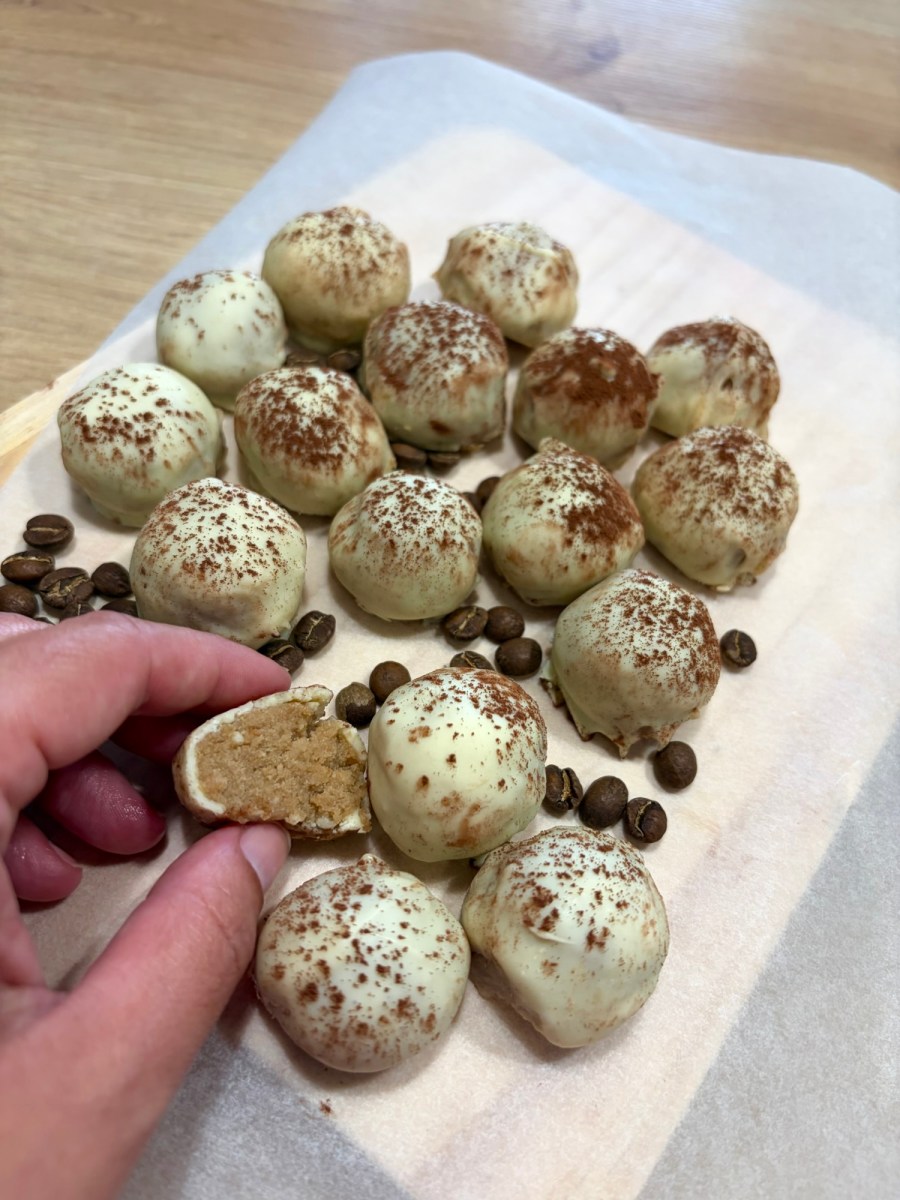 Bolitas de tiramisú